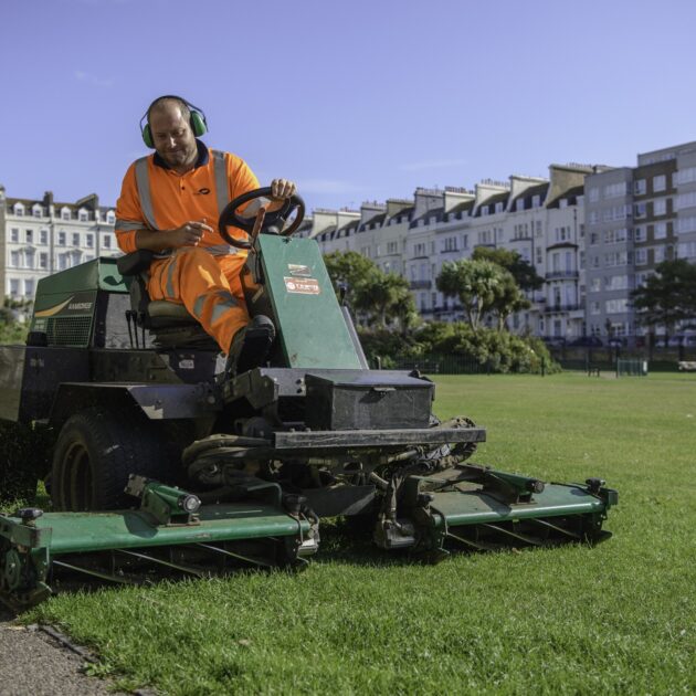 Seasonal Grounds Maintenance Operative (Trowbridge) idverde