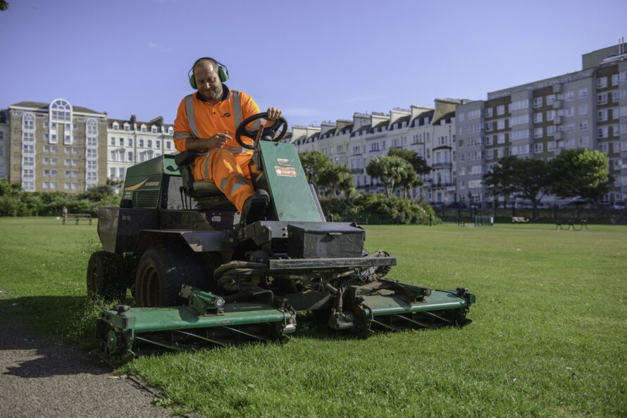 idverde Grass Cutting Services