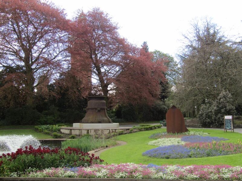 flowers in Queen's Park